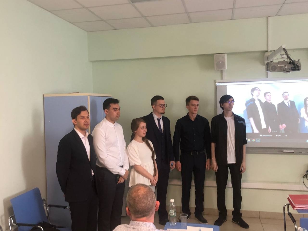 Магистранты программы 'Интеллектуальная робототехника' защитили выпускные квалификационные работы Магистранты программы 'Интеллектуальная робототехника' защитили выпускные квалификационные работы