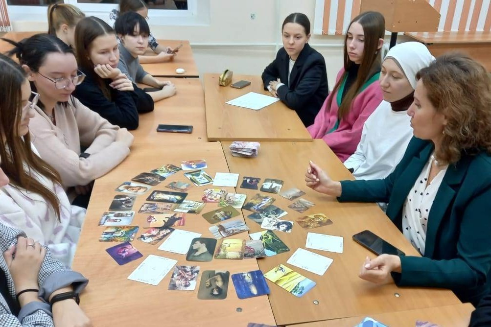 Мастер-класс по сказкотерапии провела выпускница Елабужского института КФУ Мастер-класс по сказкотерапии провела выпускница Елабужского института КФУ