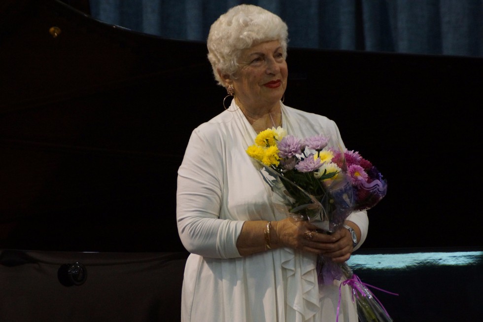 ����� ����� � ��������� ������������