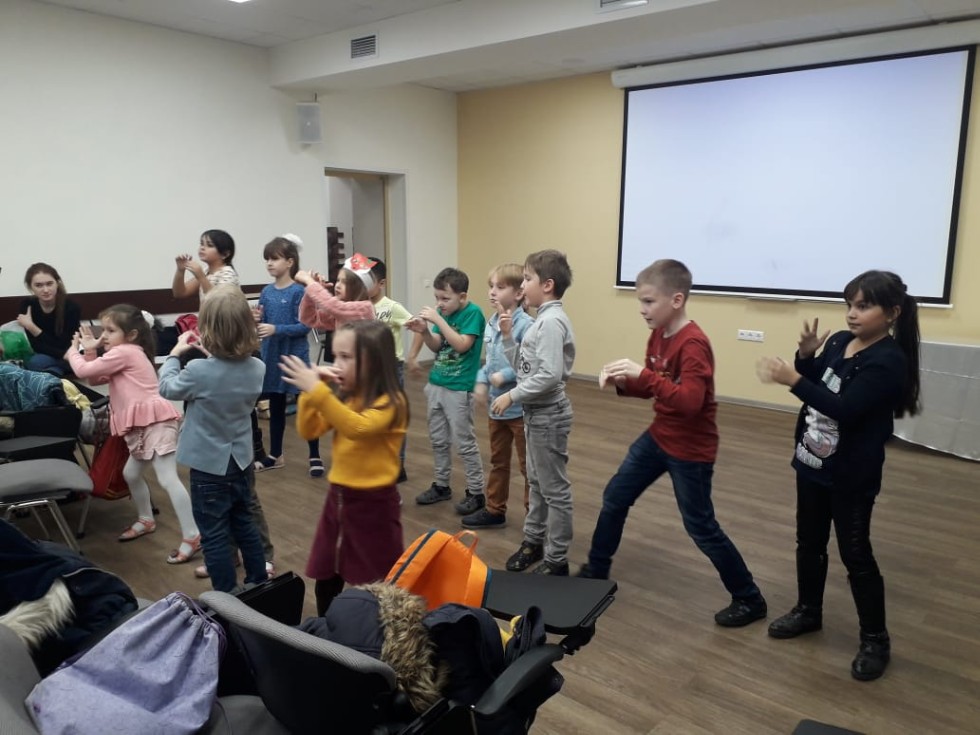 Детский театр КФУ 'Радуга' готовится к новой премьере Детский театр КФУ 'Радуга' готовится к новой премьере