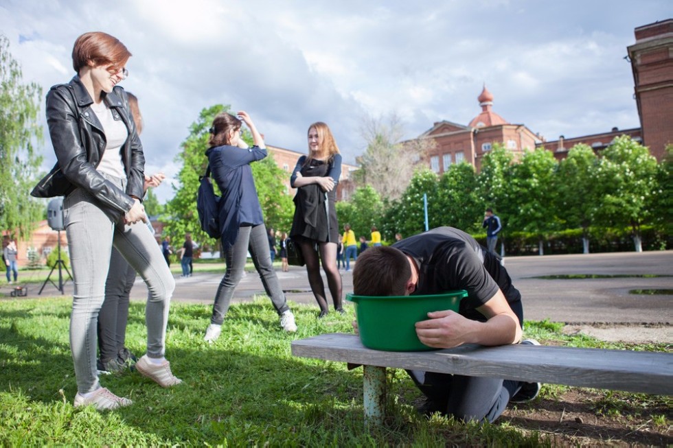 Молодежный Сабантуй отметили в Елабужском институте КФУ Молодежный Сабантуй отметили в Елабужском институте КФУ