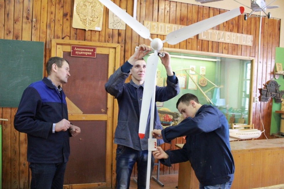 ������������� � �������������� �������������� �������� ����������� ��������� ���