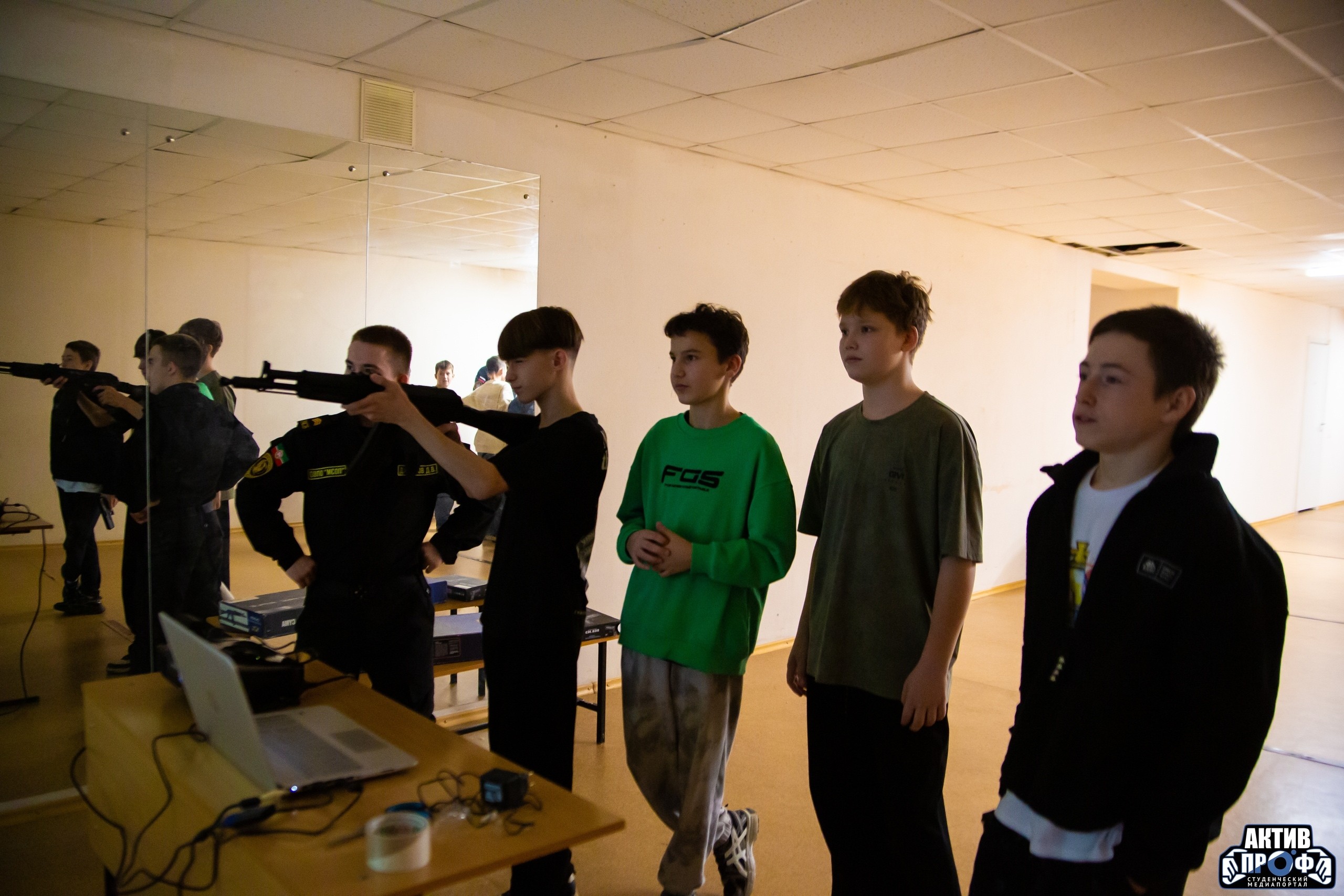 '    FUTURAUTO' ,'    FUTURAUTO',  , 