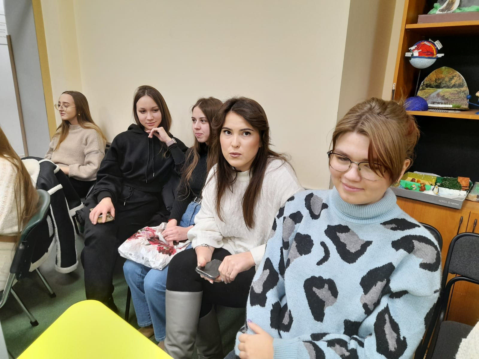 �������� 3 �����  ��������� ���������� � ����������� �������� �������� ����� �� ������������� ������