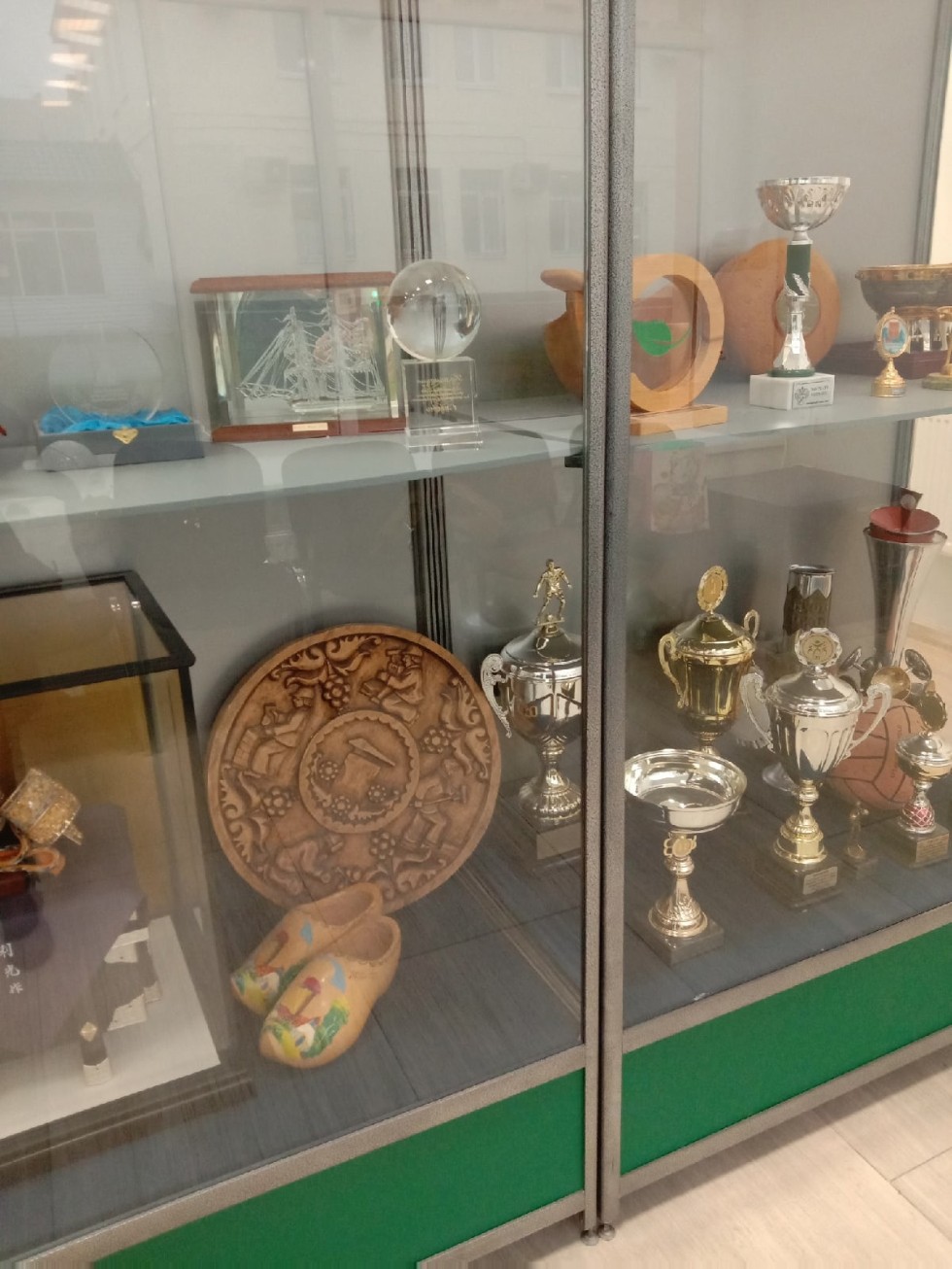 �������� 4 ����� ����������� ��������� ��. �.�. ��������� �������� ��� '���������������'.