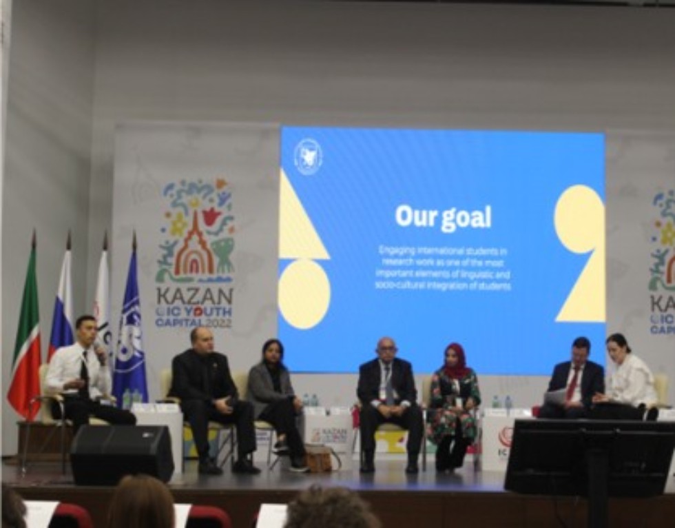 Команда студенческого научного кружка КФУ 'Полимирие' приняла участие в конгрессе ОИС Команда студенческого научного кружка КФУ 'Полимирие' приняла участие в конгрессе ОИС