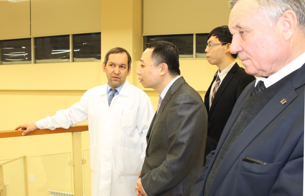 Officials of Four Consulates Visited Kazan University