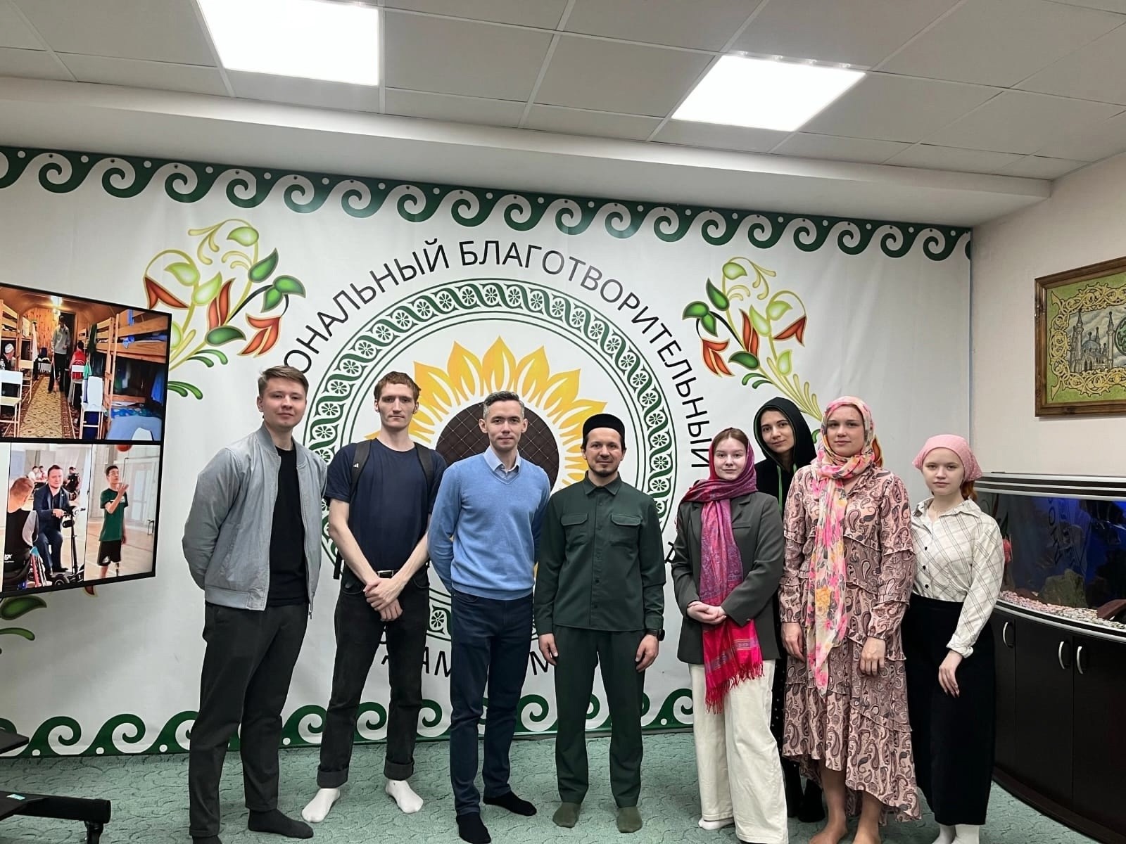 Экскурсия студентов-религиоведов в ОФБ Экскурсия студентов-религиоведов в ОФБ