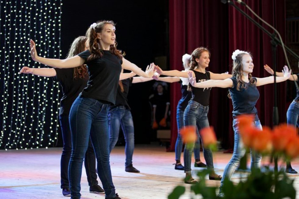 Director of Yelabuga Institute of KFU congratulated school graduates Director of Yelabuga Institute of KFU congratulated school graduates