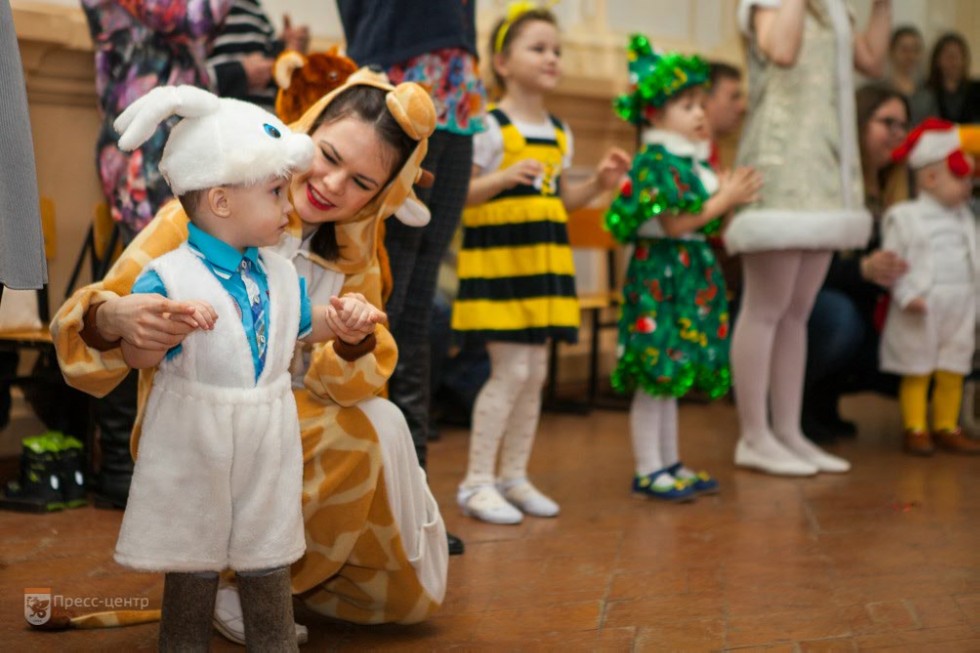 'Елочка, гори!' 'Елочка, гори!'