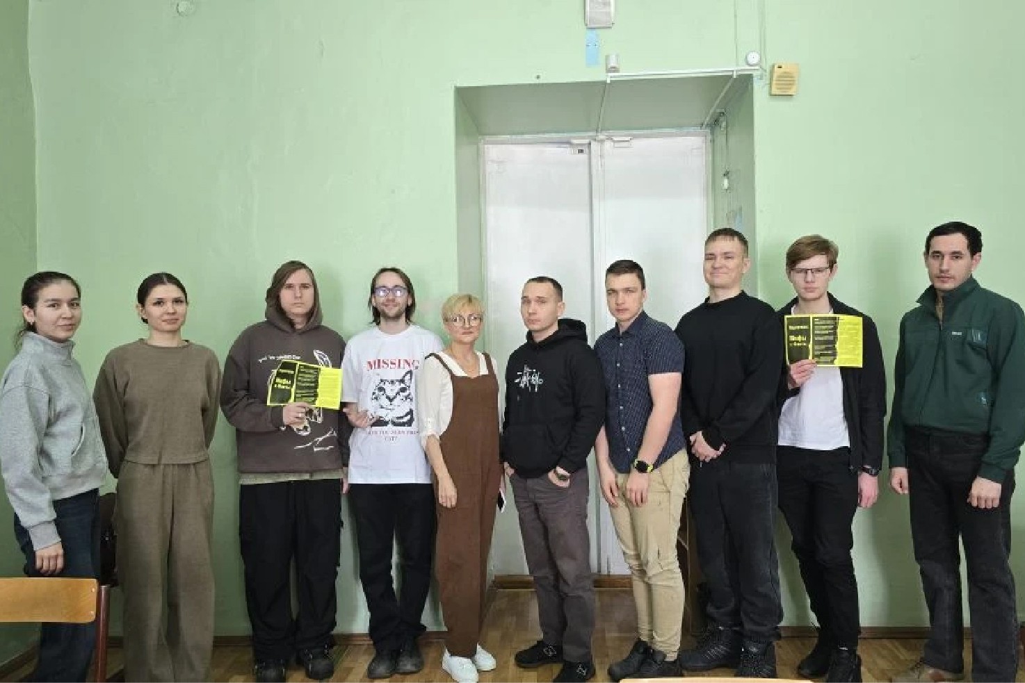 Кураторский час 'Наркотики: мифы и факты' прошел в Елабужском институте КФУ Кураторский час 'Наркотики: мифы и факты' прошел в Елабужском институте КФУ