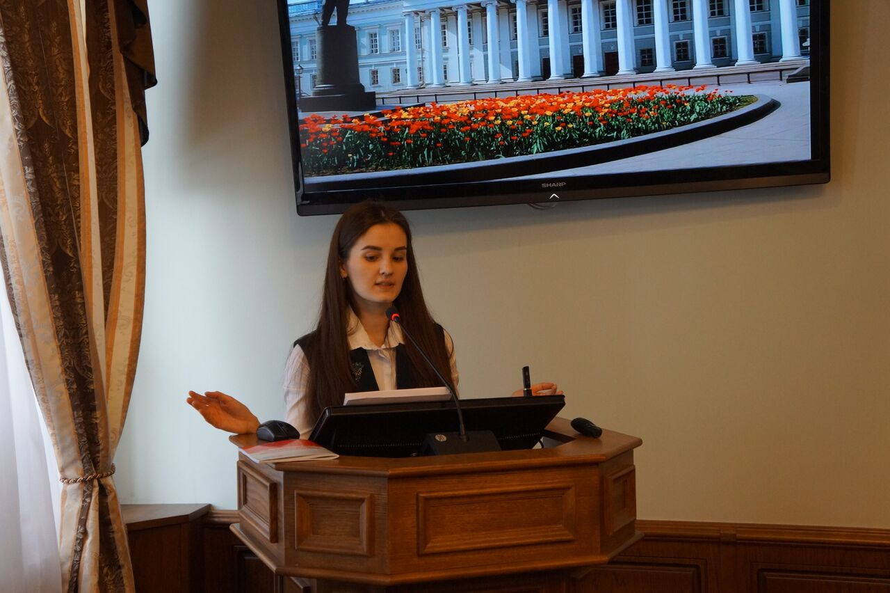 На Юридическом факультете КФУ провели круглый стол 'Межконфессиональное согласие и права человека: опыт Республики Татарстан' На Юридическом факультете КФУ провели круглый стол 'Межконфессиональное согласие и права человека: опыт Республики Татарстан'