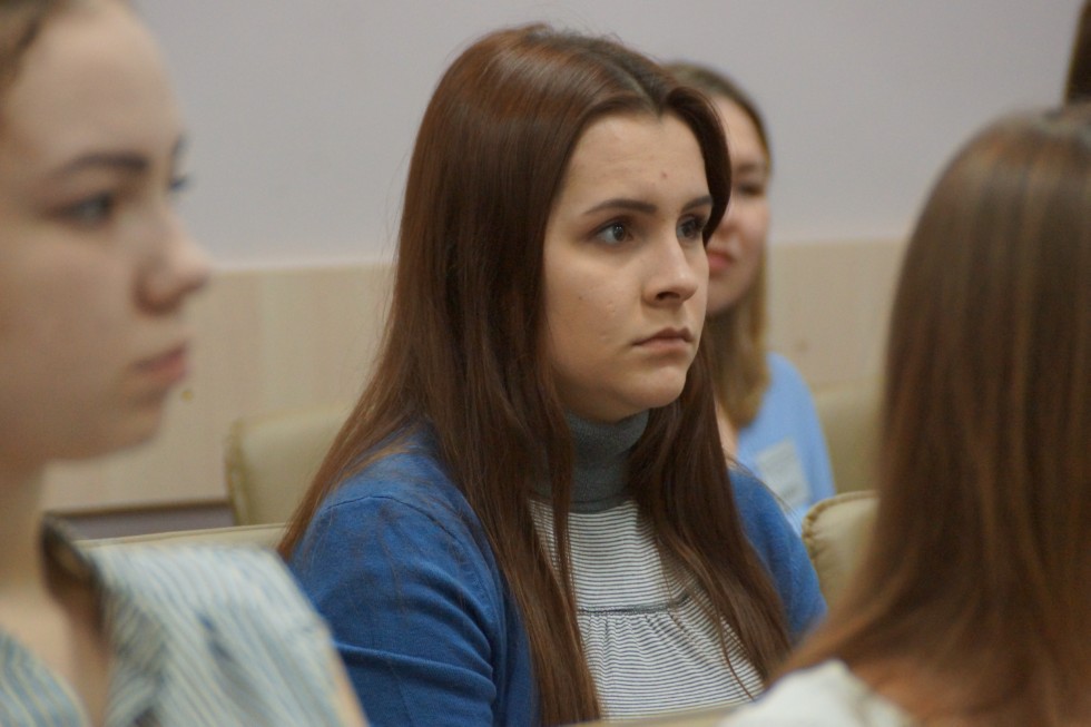 ������������� ������� ����������� '��������� � ������������ ����������� �����' (Reflections and Innovations in EFL: Teaching Methods and Assessments)