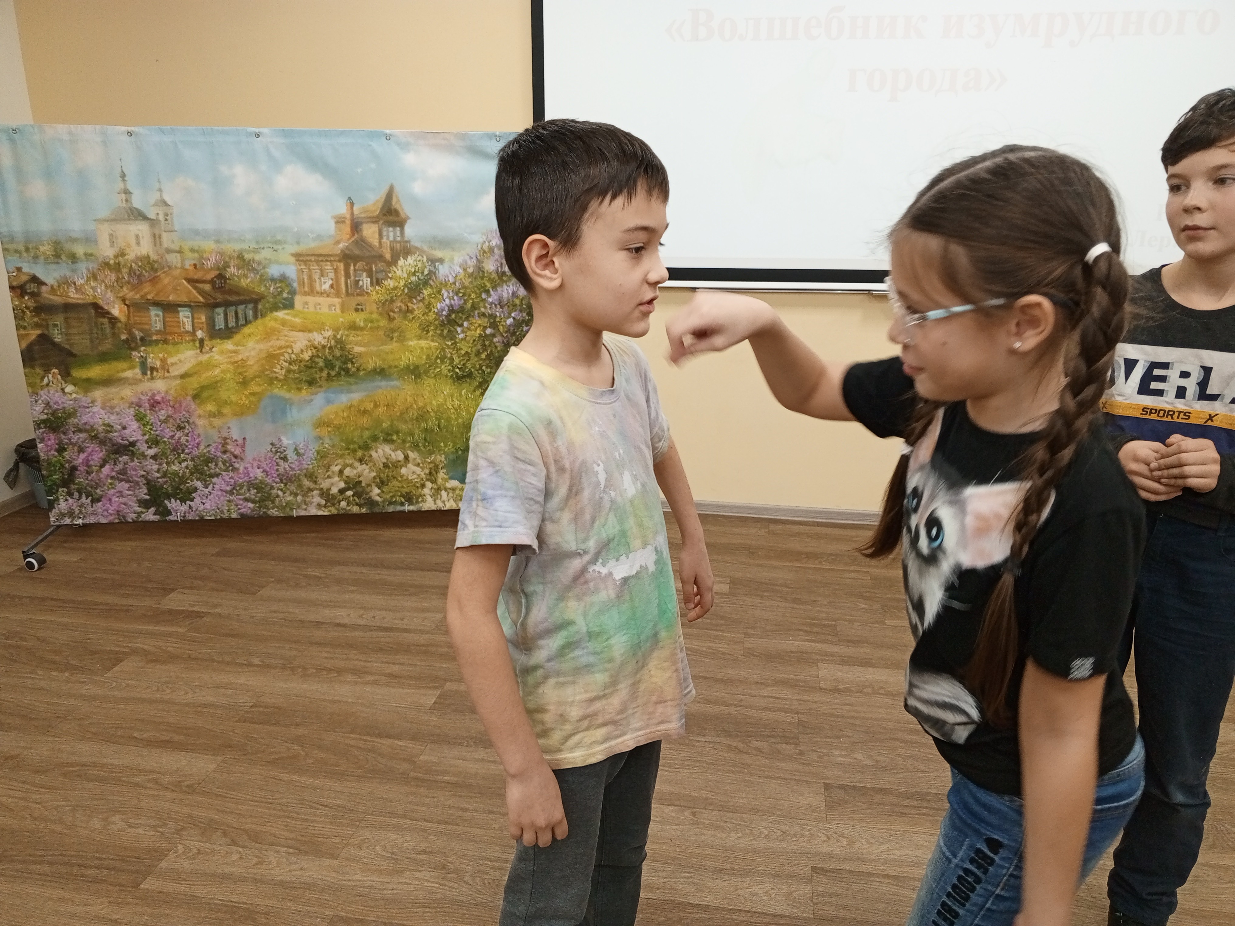 Детский театр КФУ 'Радуга' развивает актерские способности детей Детский театр КФУ 'Радуга' развивает актерские способности детей