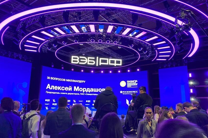 Студенты ОЭиЮН Елабужского института КФУ приняли участие в Молодежном дне в рамках ПМЭФ-2024 Студенты ОЭиЮН Елабужского института КФУ приняли участие в Молодежном дне в рамках ПМЭФ-2024