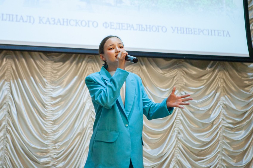 Состоялась церемония 'Интеллектуальный лидер' в Елабужском институте КФУ Состоялась церемония 'Интеллектуальный лидер' в Елабужском институте КФУ