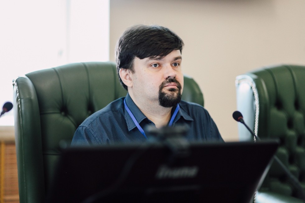 Профессор кафедры алтаистики и китаведения ИМО КФУ вошел в число экспертов Российской Академии наук Профессор кафедры алтаистики и китаведения ИМО КФУ вошел в число экспертов Российской Академии наук