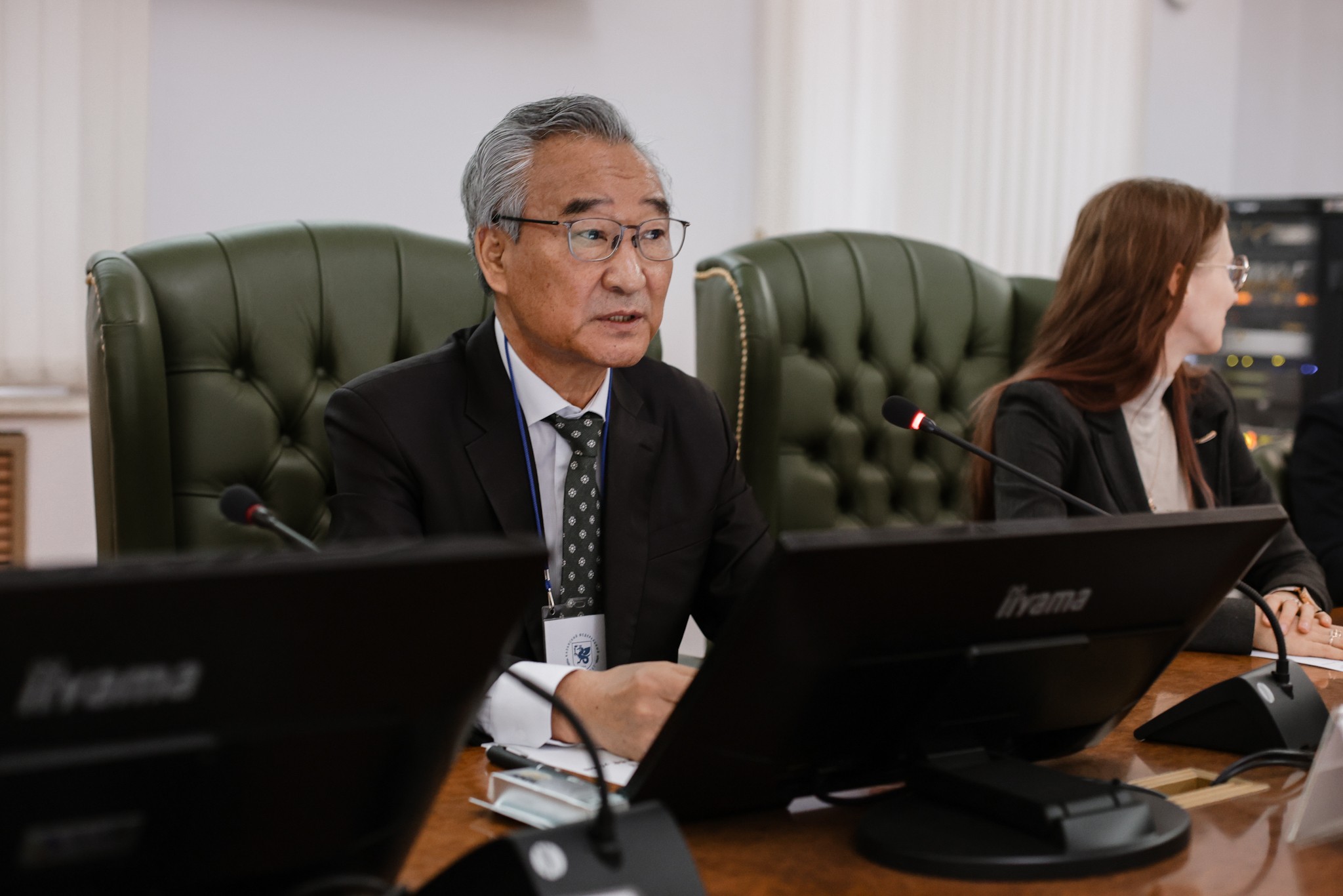 В КФУ прошла конференция 'Россия?Корея: настоящее и будущее российского корееведения' В КФУ прошла конференция 'Россия?Корея: настоящее и будущее российского корееведения'