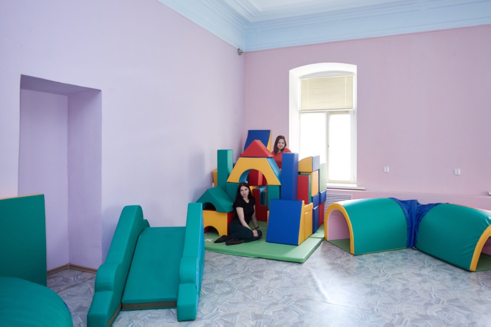 ��������