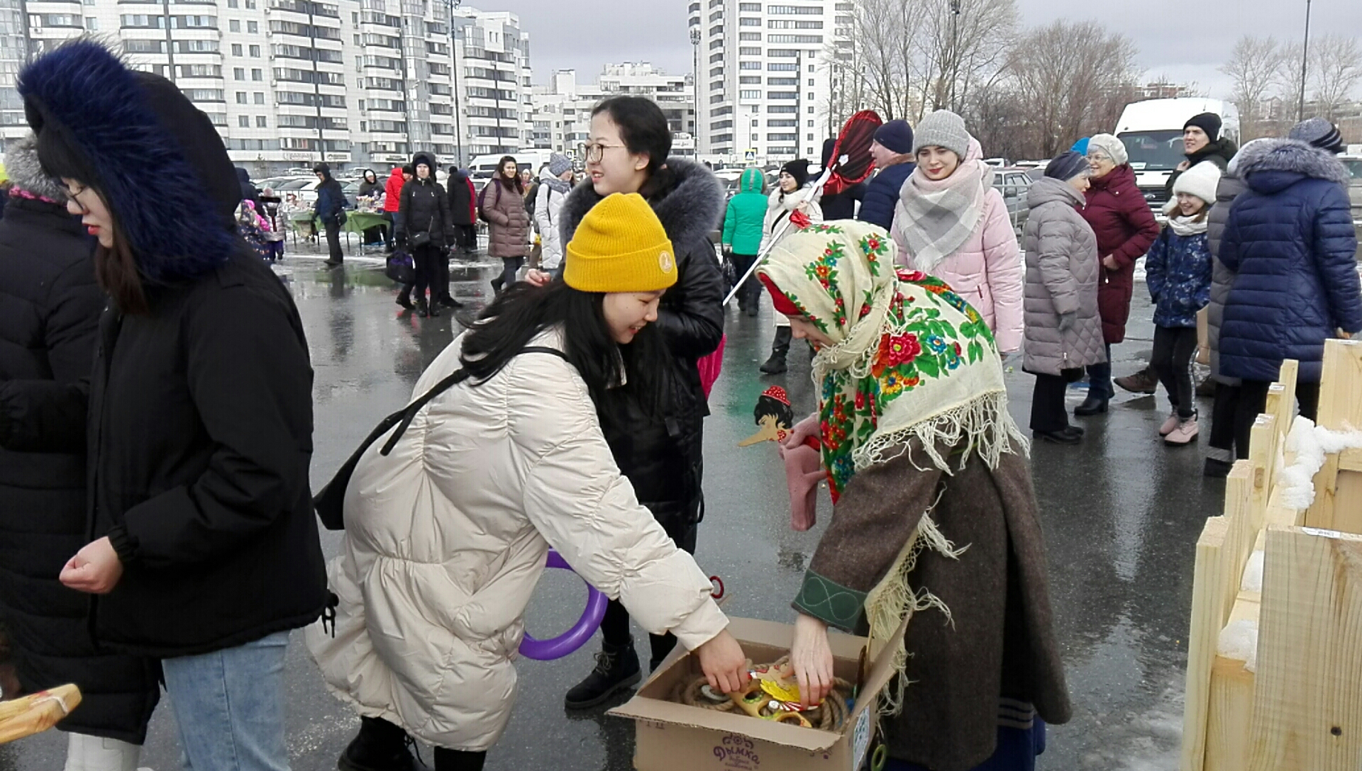 'Не жизнь, а Масленица!' 'Не жизнь, а Масленица!'