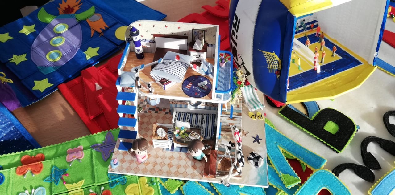 ����������� �� ����� 'House' � 'My Day'