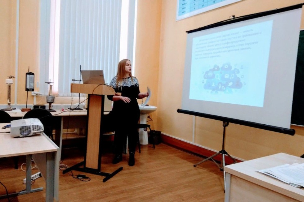 О днях науки в Елабужском институте КФУ на кафедре физики О днях науки в Елабужском институте КФУ на кафедре физики