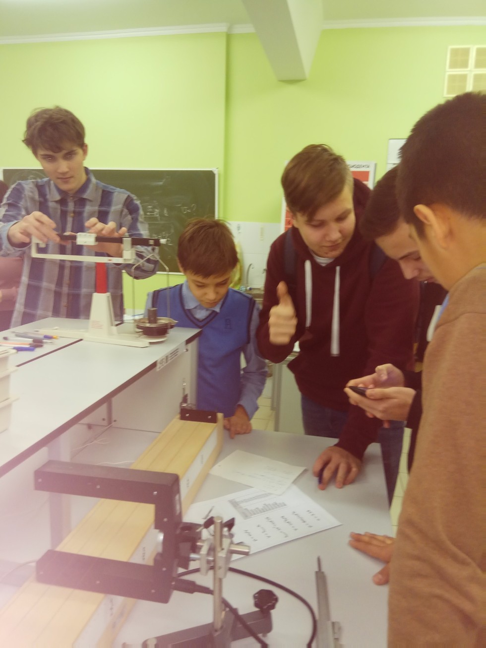 Занимательный квест по физике 'Физика для всех' Занимательный квест по физике 'Физика для всех'