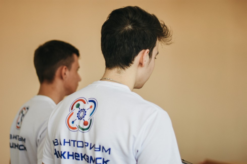 ����� ��������� ���� ������������� 