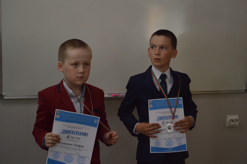 ����� ��������� ���� ������������� 