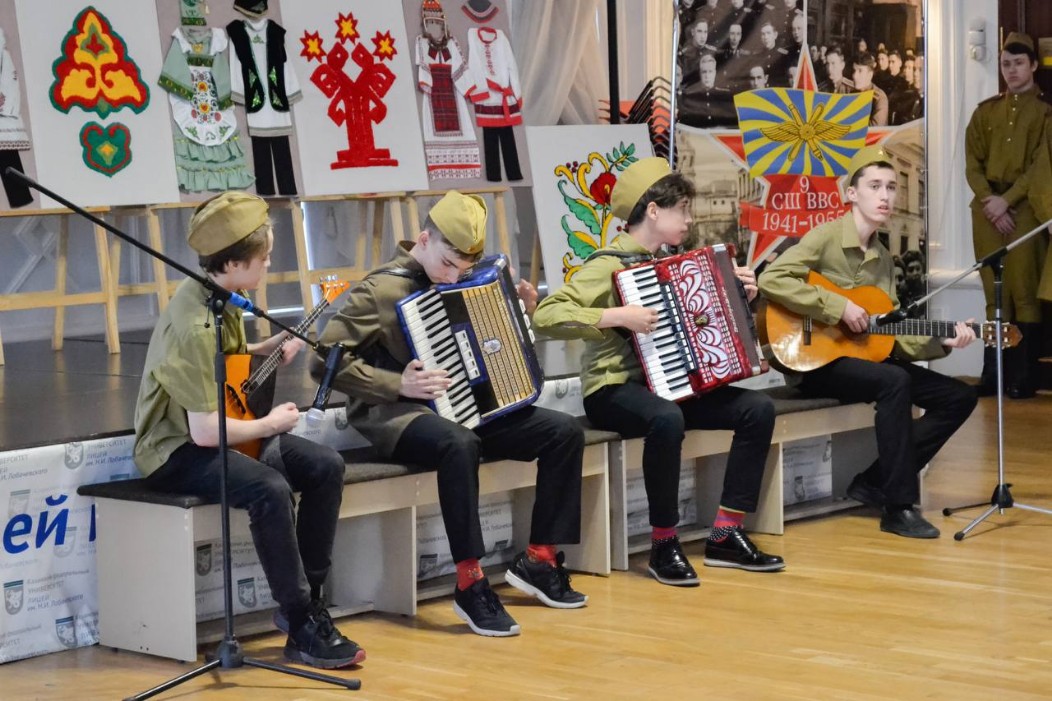 Ветераны КФУ стали почетными гостями в лицее им. Н.И.Лобачевского КФУ Ветераны КФУ стали почетными гостями в лицее им. Н.И.Лобачевского КФУ