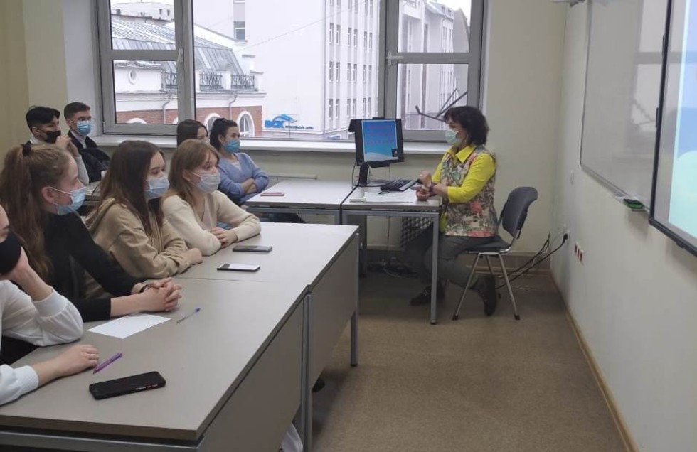 Научно-популярная лекция ученого ИФМК об истории слов в русском языке Научно-популярная лекция ученого ИФМК об истории слов в русском языке