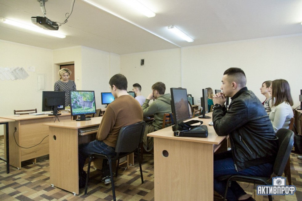 Мастер-классе по использованию материалов 1С в НЧИ КФУ. Мастер-классе по использованию материалов 1С в НЧИ КФУ.