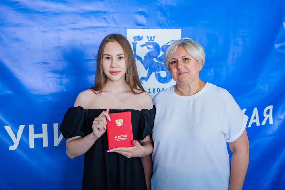 �  ,���������� �������� ���