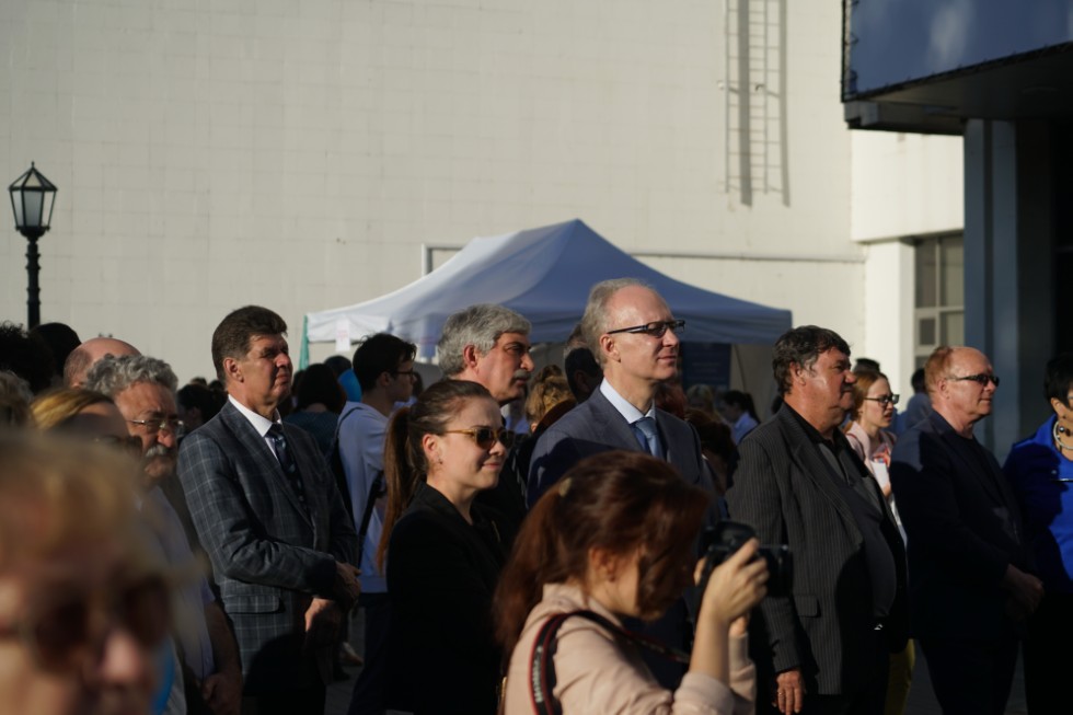 �������� ���������-����������� ���� � �������� ������������ ������ ������� � ������� ����� ������-����������� ������� 'PRO����� � ���'