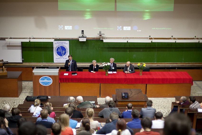 International Scientific School 'Pressing Problems of Magnetic Resonance and Its Applications' Started Working in KFU International Scientific School 'Pressing Problems of Magnetic Resonance and Its Applications' Started Working in KFU