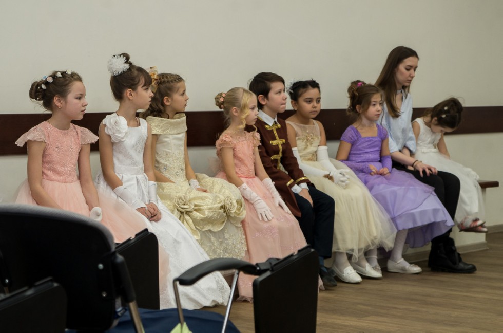 В детском театре КФУ 'Радуга' прошла премьера спектакля 'Россия мне раскрылась в тебе, Казанский университет!' В детском театре КФУ 'Радуга' прошла премьера спектакля 'Россия мне раскрылась в тебе, Казанский университет!'