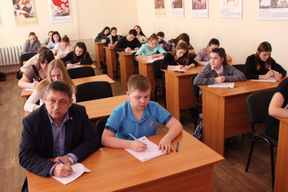 Total Dictation in Elabuga Institute of Kazan Federal University gathered over 600 participants ,Elabuga Institute