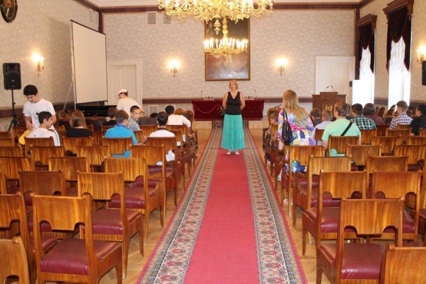 ��� ��������� ���������� ������ ����� ����� ������������ ������� IOI