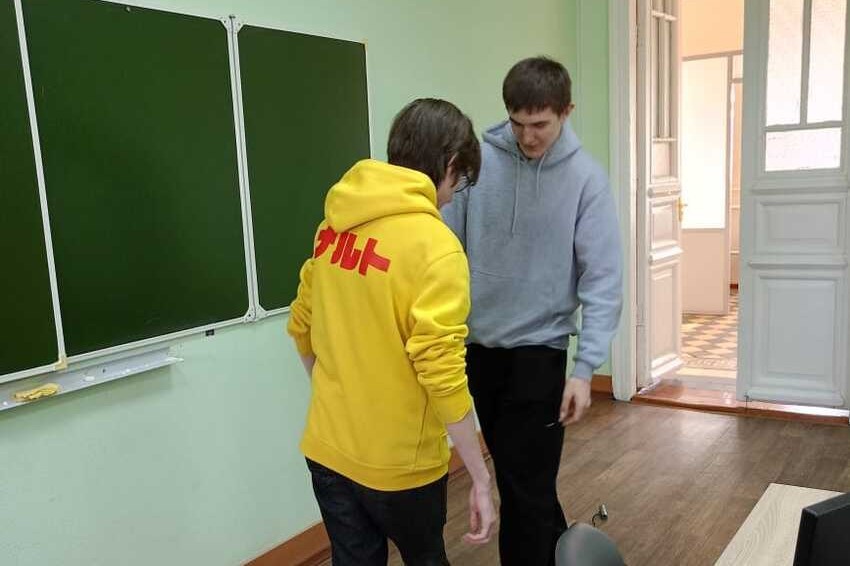 Прошел кураторский час 'Конструктивное разрешение конфликтов в студенческой среде' Прошел кураторский час 'Конструктивное разрешение конфликтов в студенческой среде'