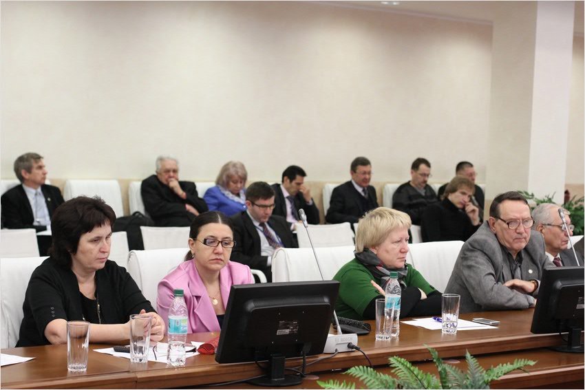 ����.�����