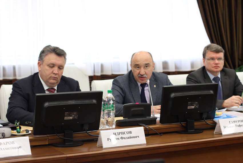 Совет ректоров вузов РТ Совет ректоров вузов РТ