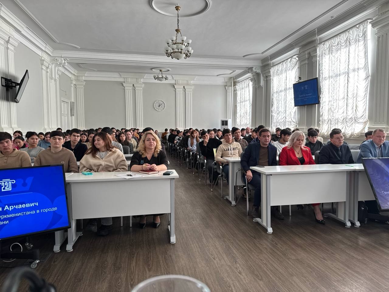 ����������� ������ ������������� � �. ������ ������� ���������� � ������������������� ��������� ���