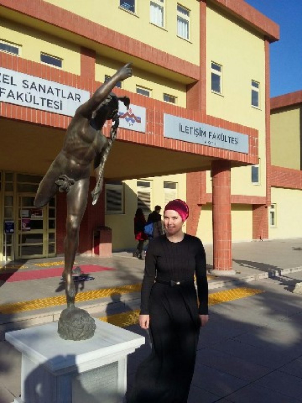 ������ ���� ������� �������� � ������ ���������������� ������� Istanbul Marmara Education Foundation (IMEV)