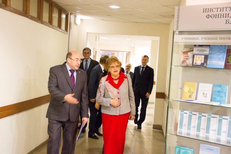 Family and Higher Education: Where Is the Common Ground