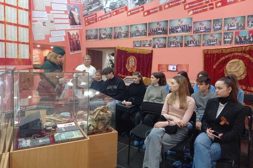 Студенты побывали в Музее Памяти Студенты побывали в Музее Памяти