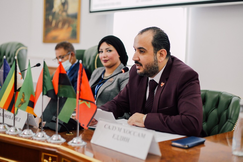 ������ �� �������������� ������ � ������ ��������� � ���