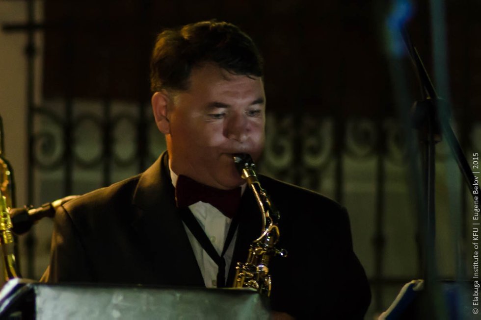 ������������� ��������� �������� �������� � �������