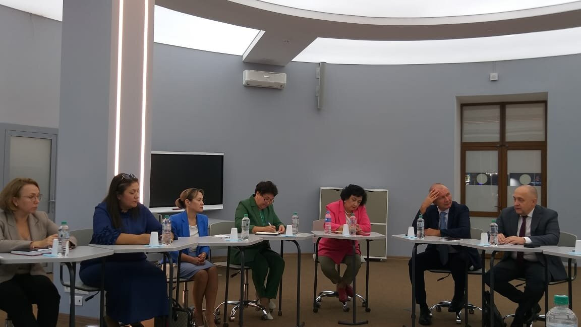 Заседание Регионального научного центра Российской академии образования в Казанском федеральном университете Заседание Регионального научного центра Российской академии образования в Казанском федеральном университете