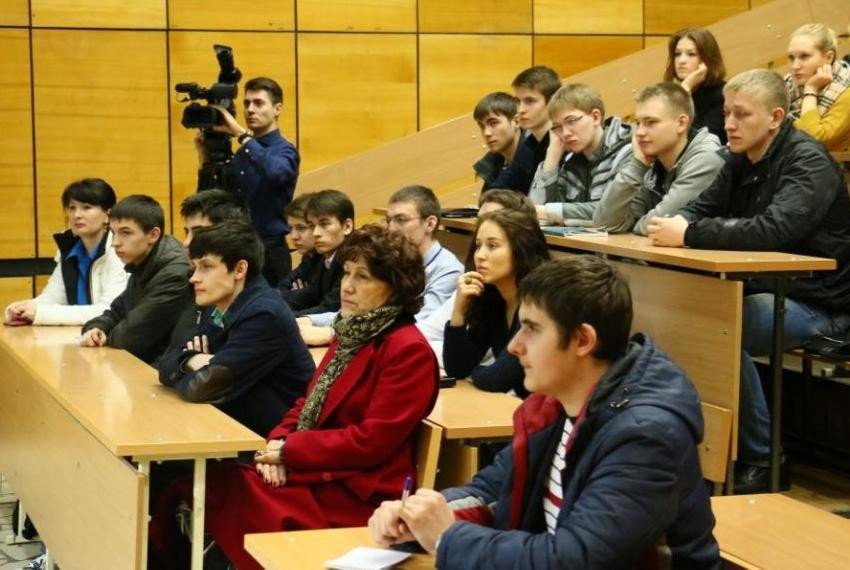 KFU Opens Outsourcing Lab