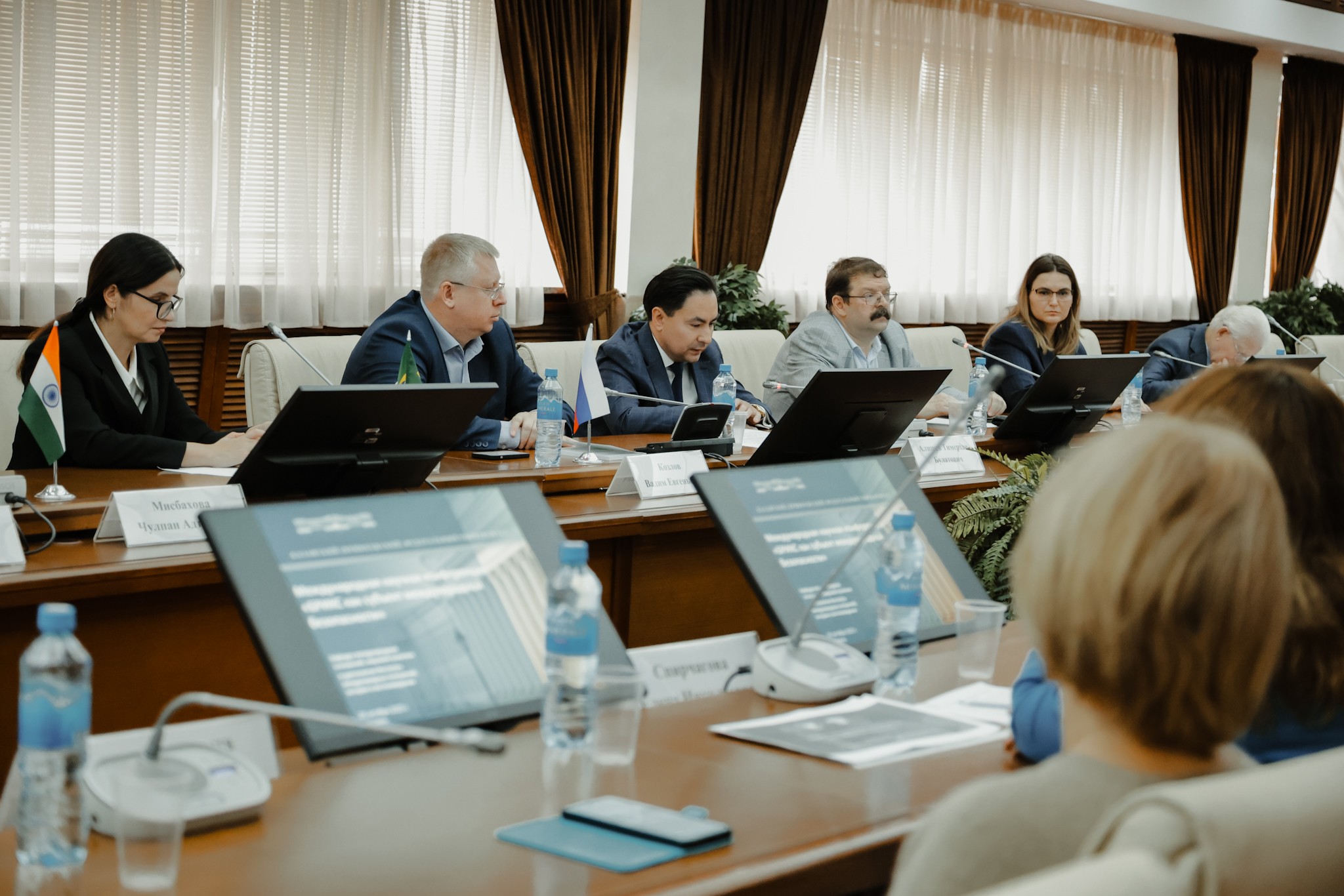 Брикс Брикс